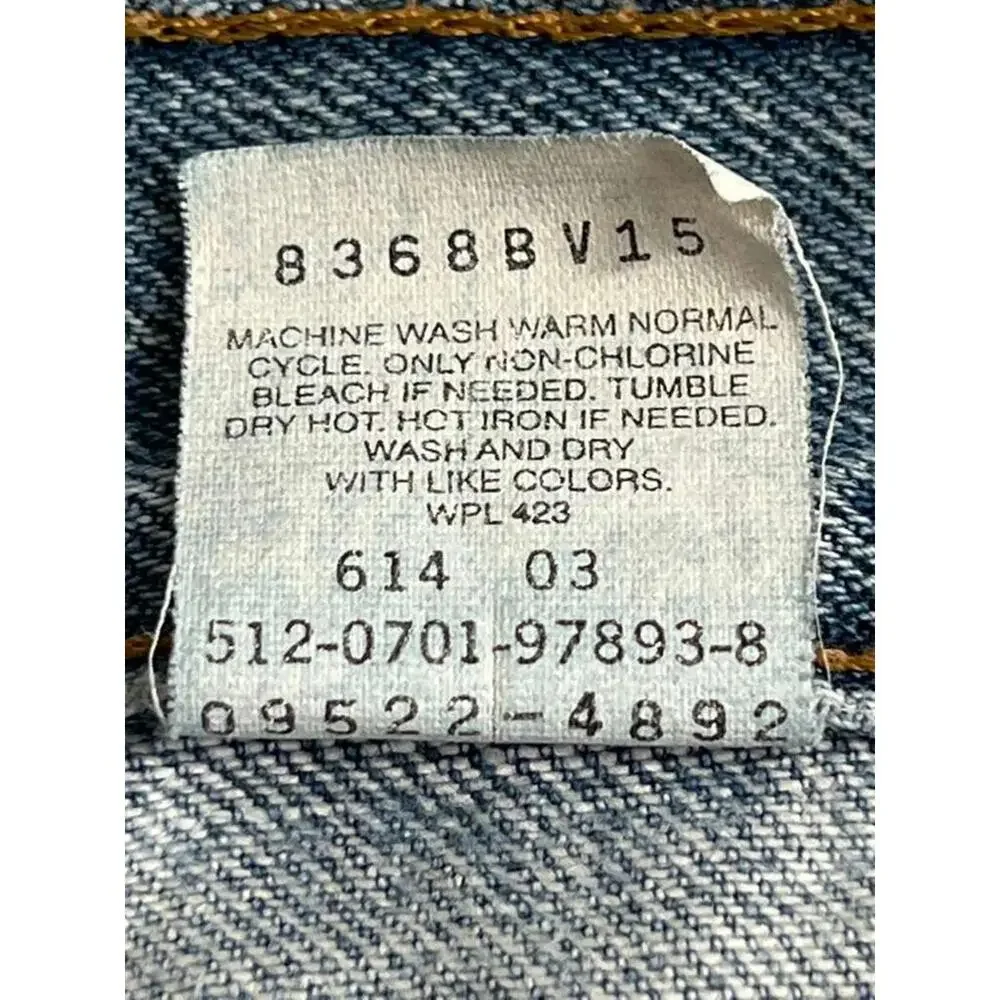 Levi's 550 Relaxed Fit Light Wash Denim Jeans Size 32‎ Waist